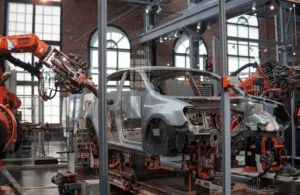 AI in automotive Mosaic Factor